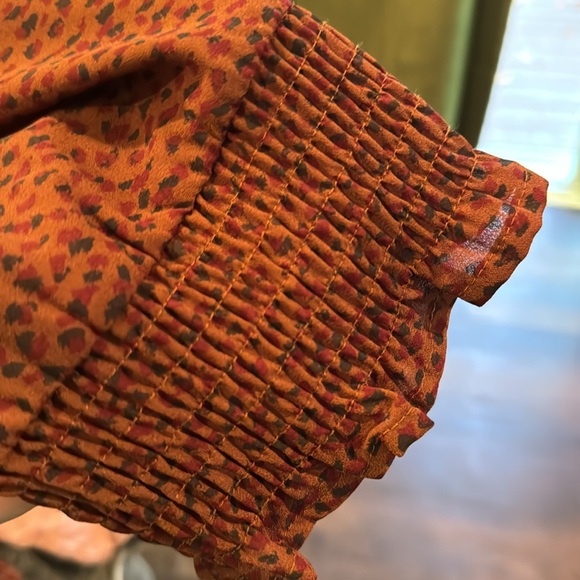 Apt 9 Blouse with Gathered Wrist Detail - XXL - Picture 4 of 4